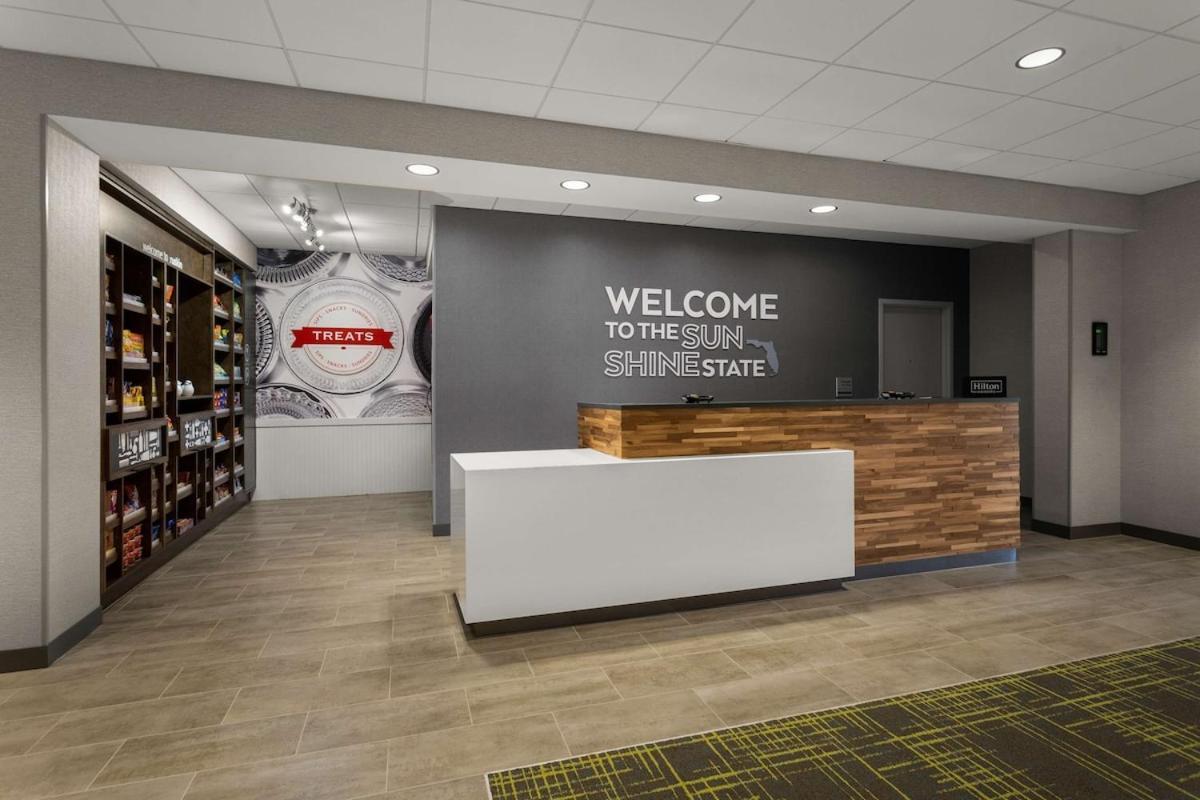 Hampton Inn & Suites Ruskin I-75, Fl Eksteriør billede